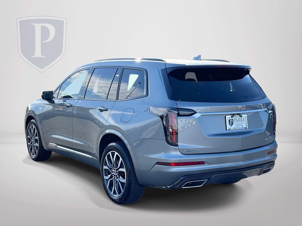 used 2024 Cadillac XT6 car, priced at $47,500