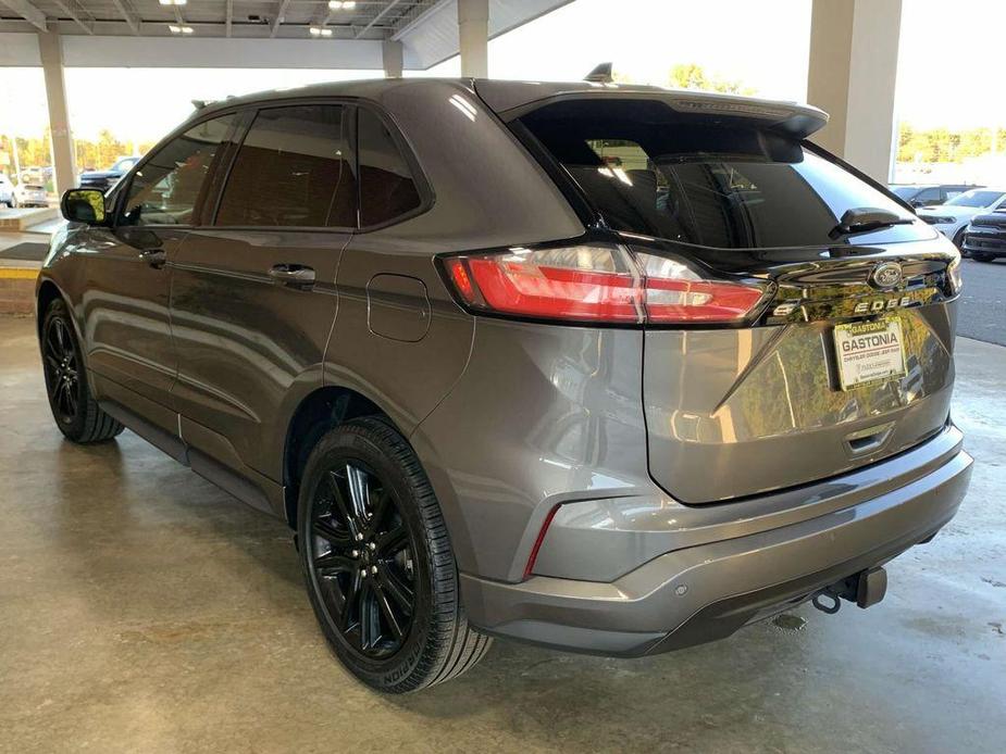 used 2023 Ford Edge car, priced at $30,500