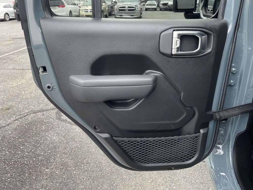 new 2026 Jeep Wrangler car, priced at $45,885