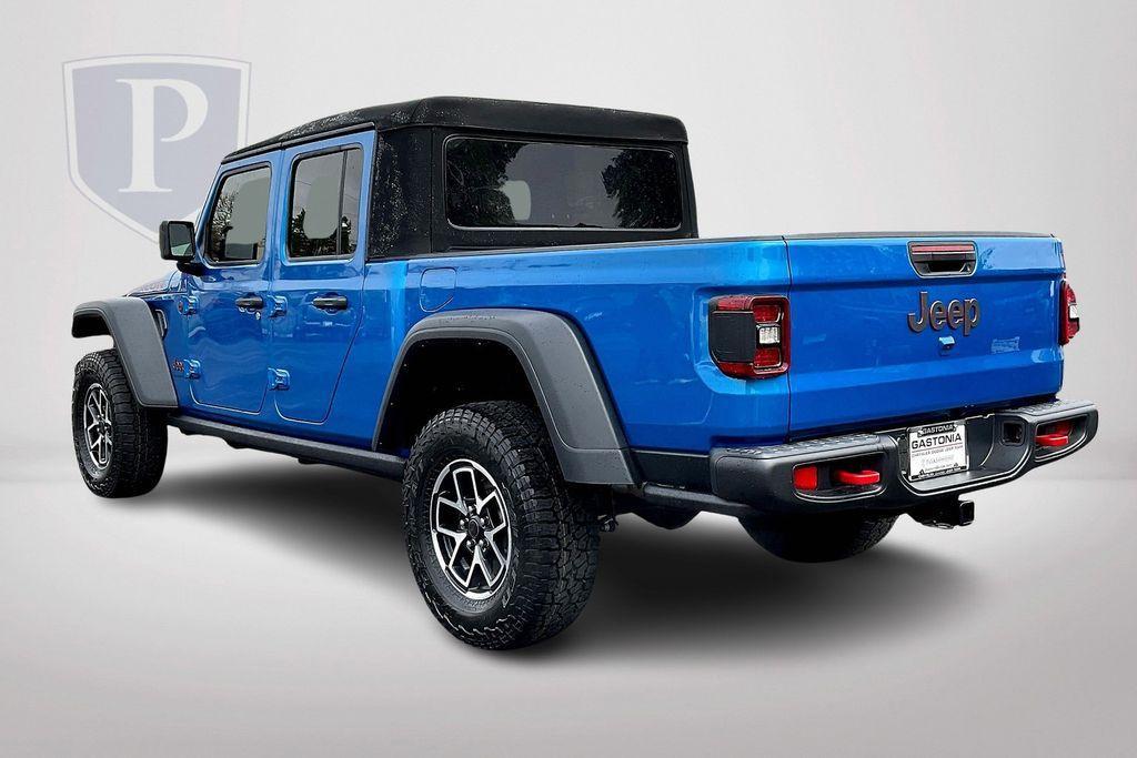 new 2024 Jeep Gladiator car, priced at $54,300