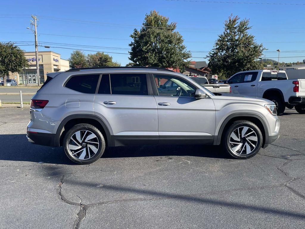used 2024 Volkswagen Atlas car, priced at $30,405