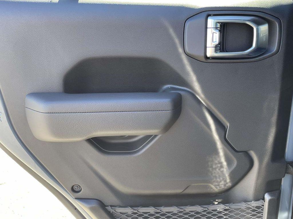 new 2026 Jeep Wrangler car, priced at $50,125