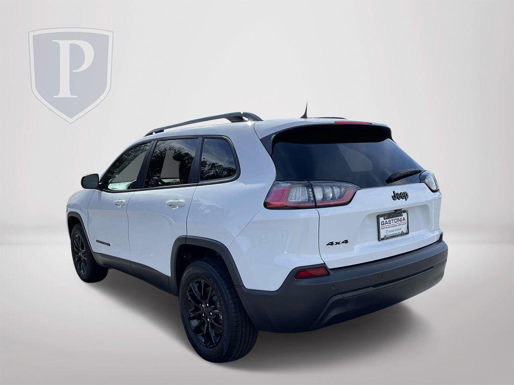 used 2023 Jeep Cherokee car, priced at $22,888