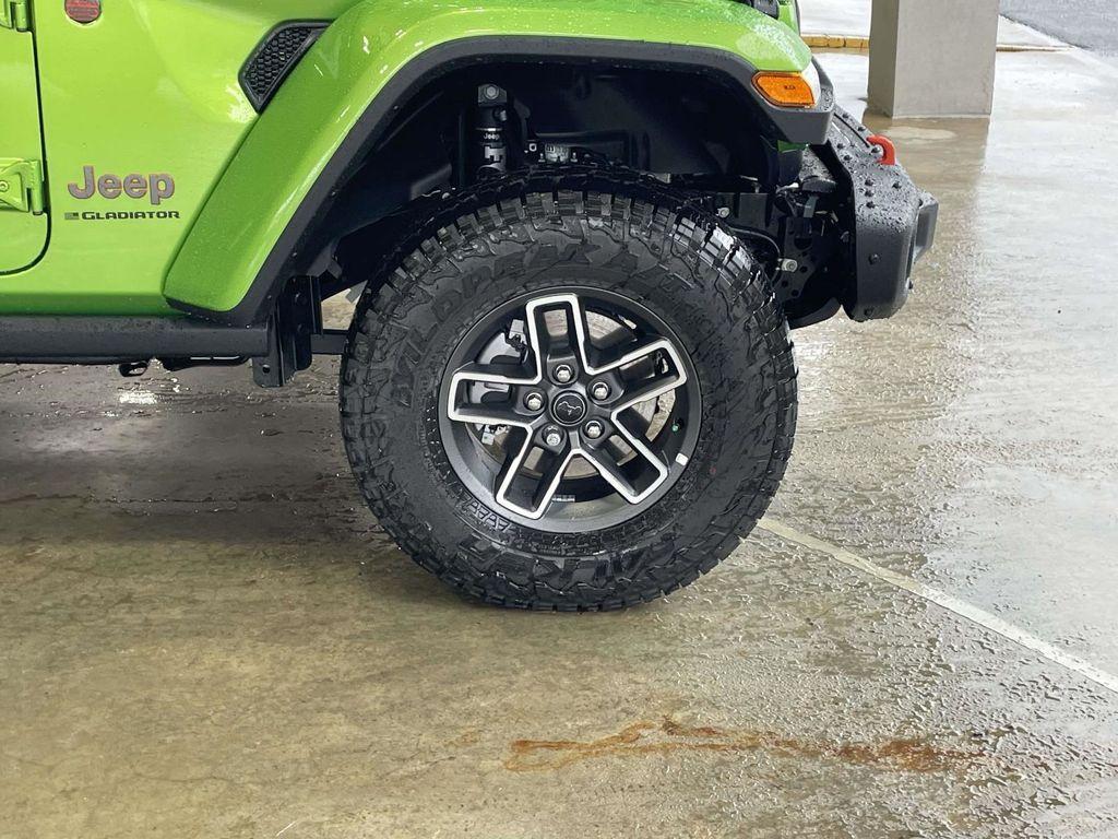 new 2025 Jeep Gladiator car, priced at $54,190