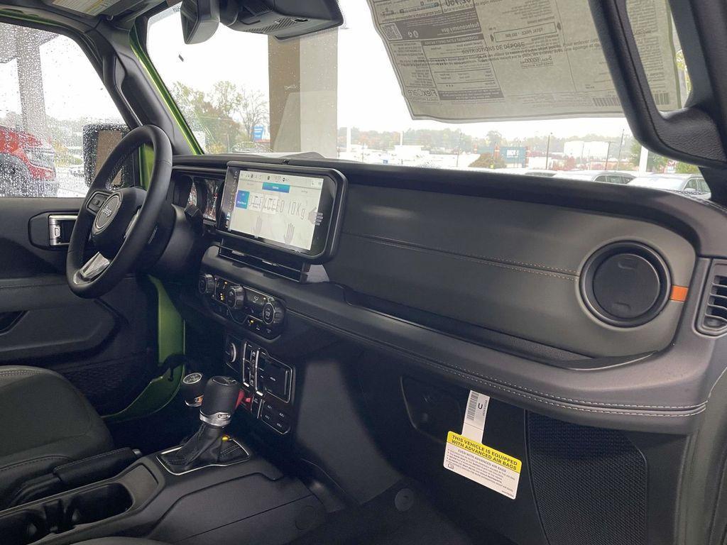 new 2025 Jeep Gladiator car, priced at $54,190