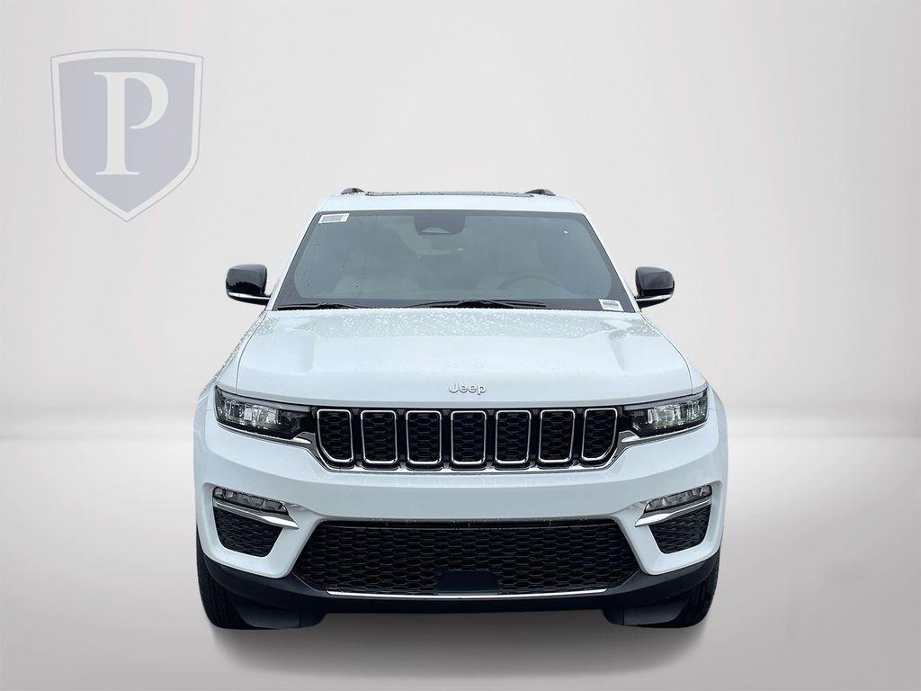 new 2025 Jeep Grand Cherokee car, priced at $40,301