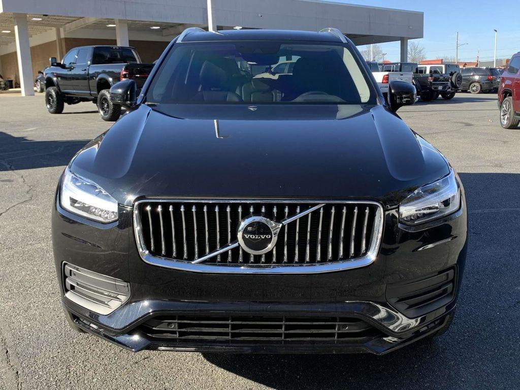 used 2022 Volvo XC90 car, priced at $34,378