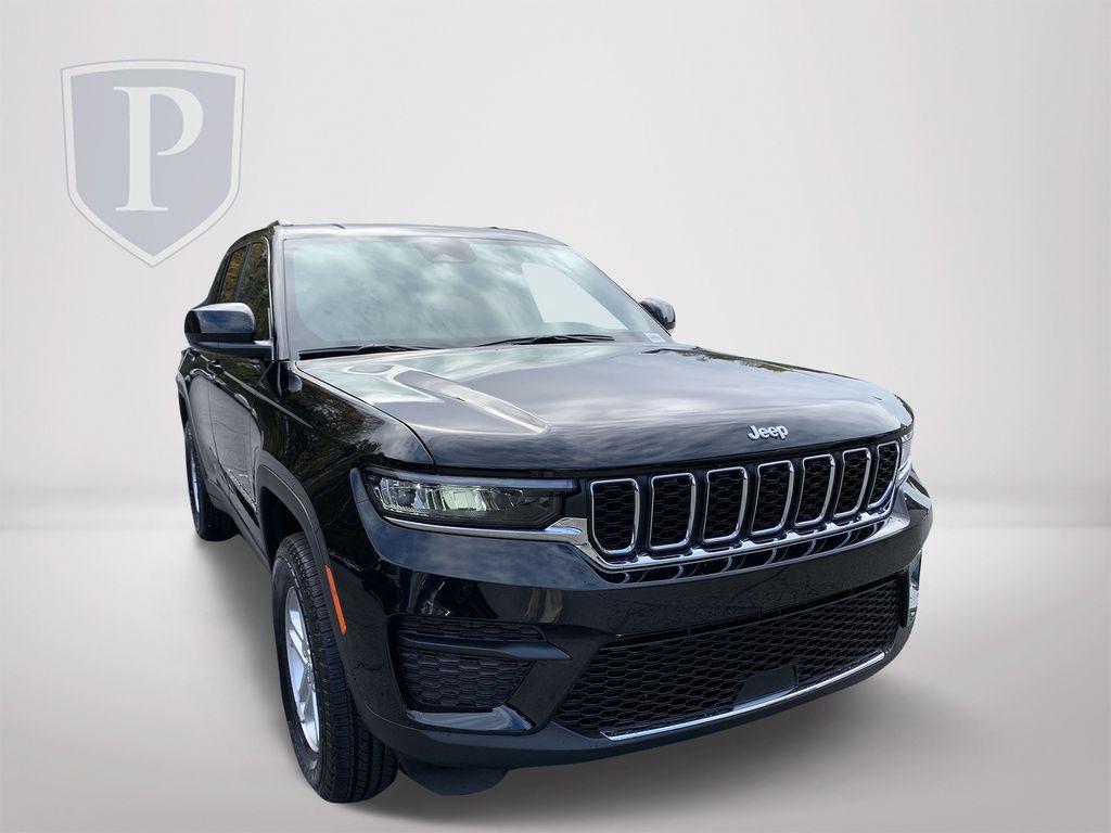 new 2025 Jeep Grand Cherokee car, priced at $32,925