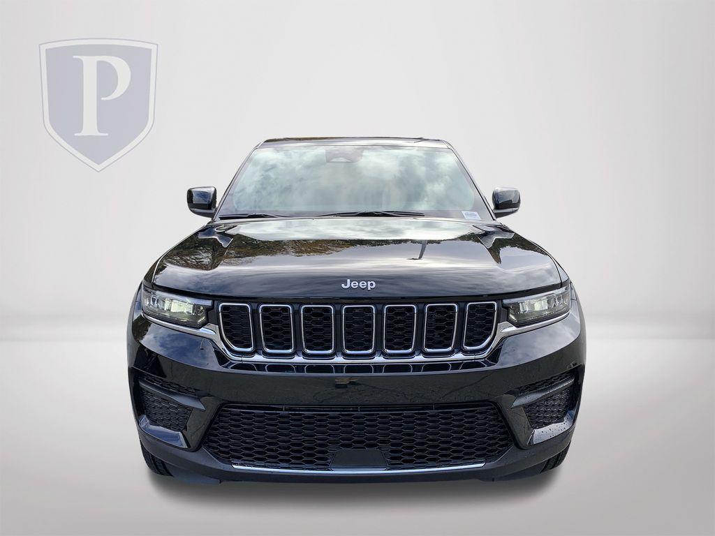 new 2025 Jeep Grand Cherokee car, priced at $32,925