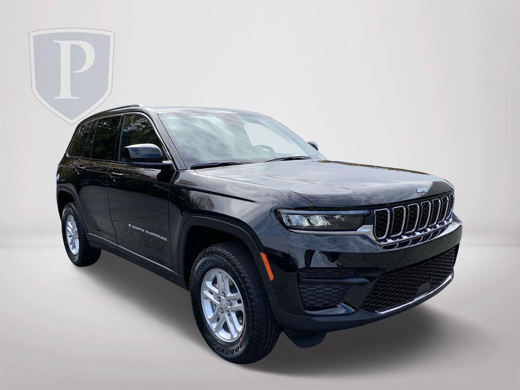 new 2025 Jeep Grand Cherokee car, priced at $32,925