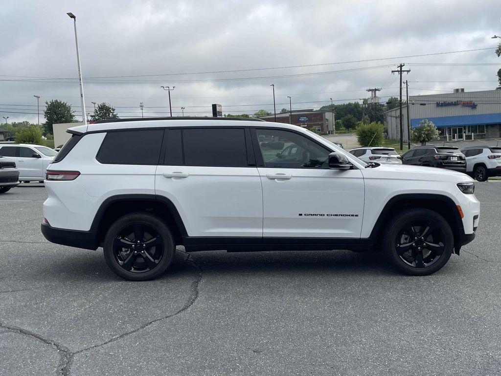 used 2024 Jeep Grand Cherokee L car, priced at $36,454