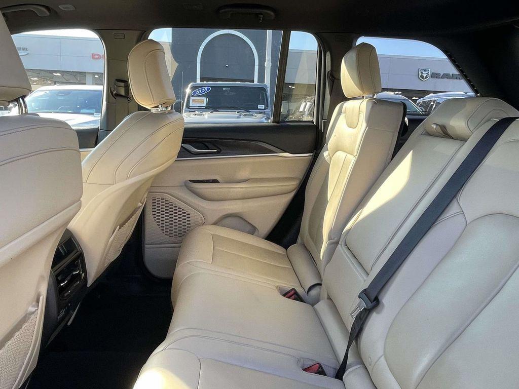 used 2023 Jeep Grand Cherokee car, priced at $29,244