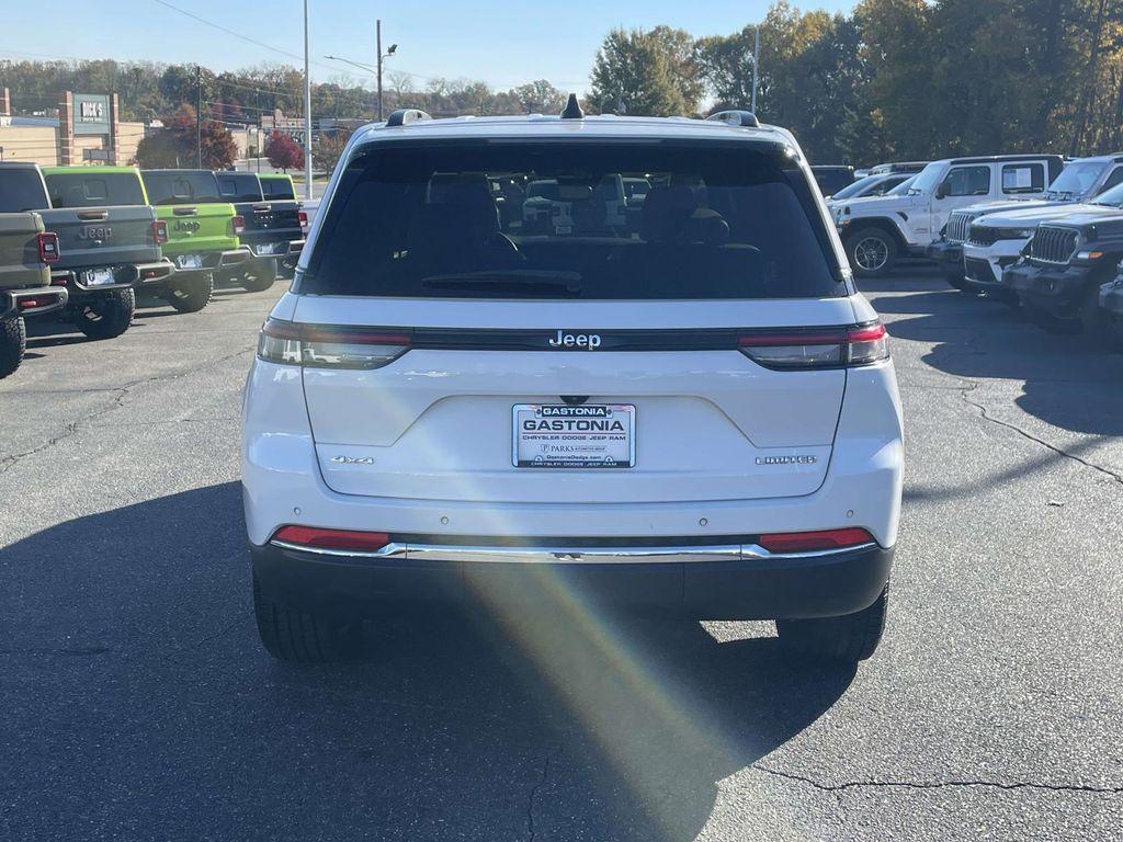 used 2023 Jeep Grand Cherokee car, priced at $29,244