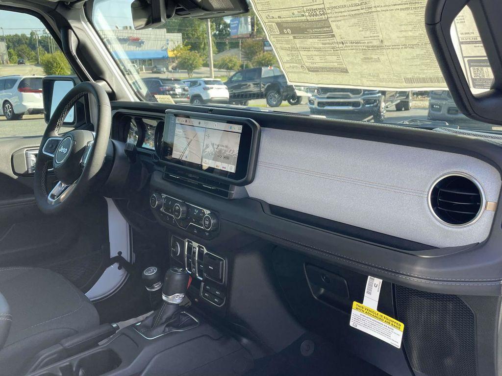 new 2025 Jeep Wrangler car, priced at $49,315