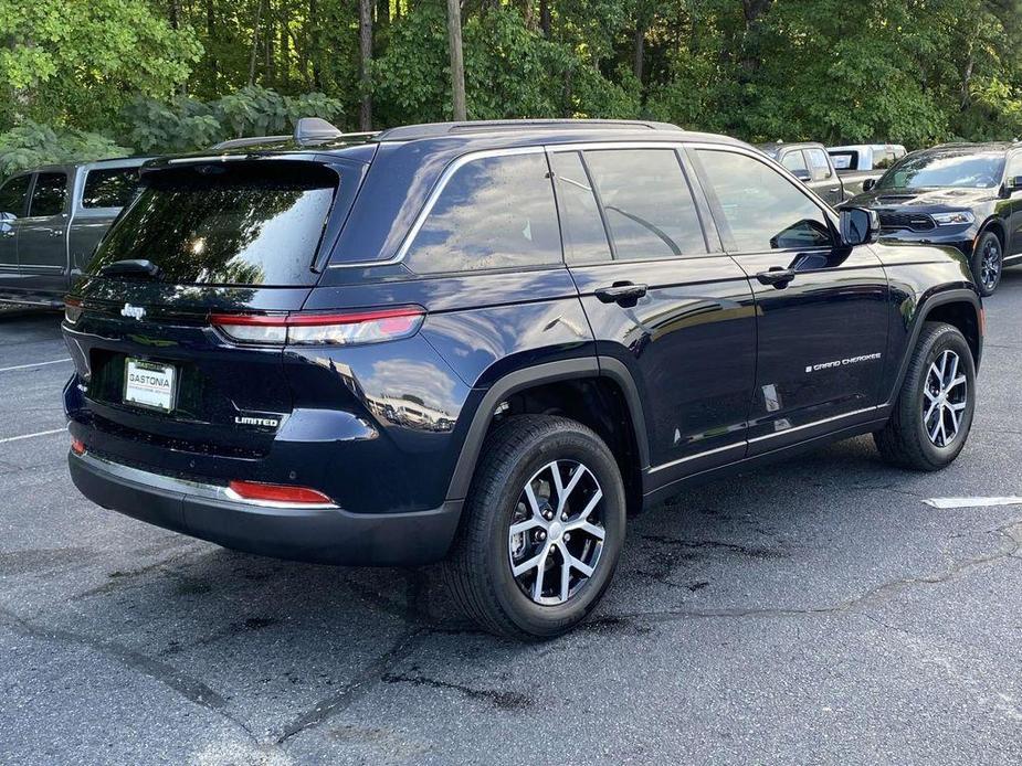 new 2024 Jeep Grand Cherokee car, priced at $43,585