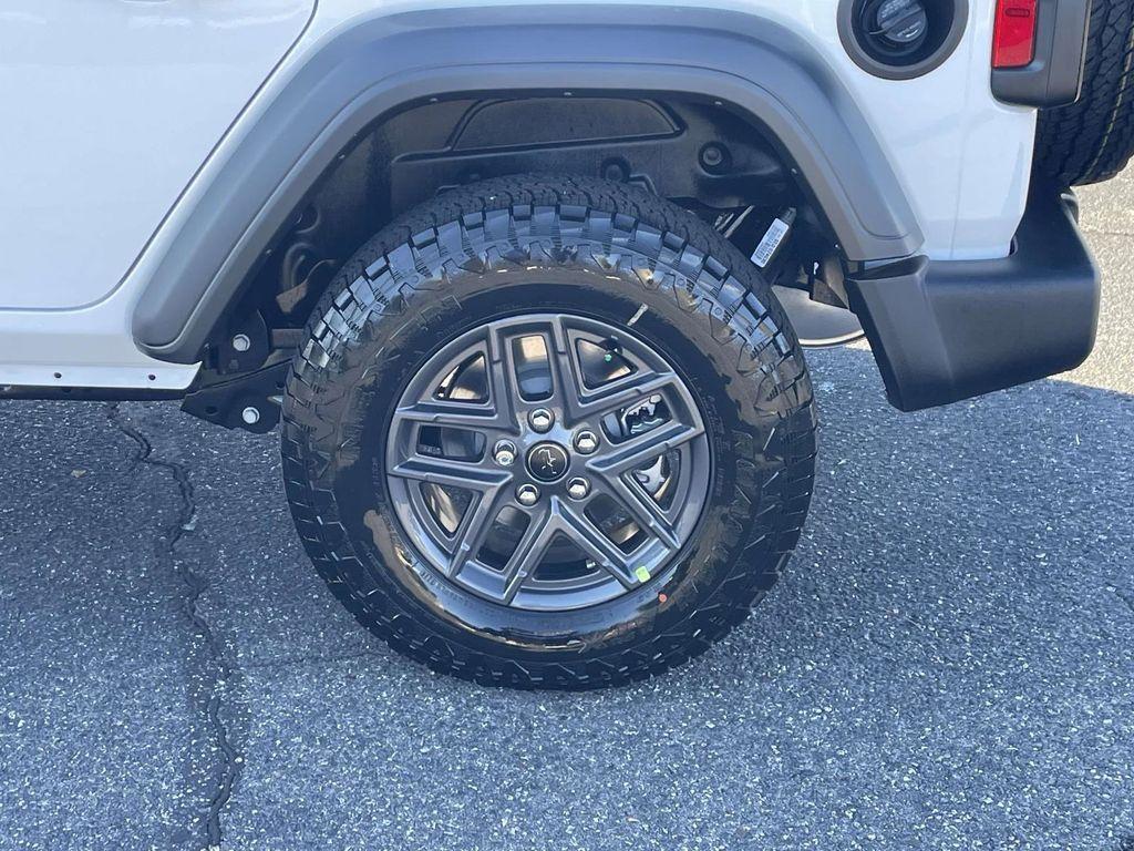 new 2026 Jeep Wrangler car, priced at $48,030