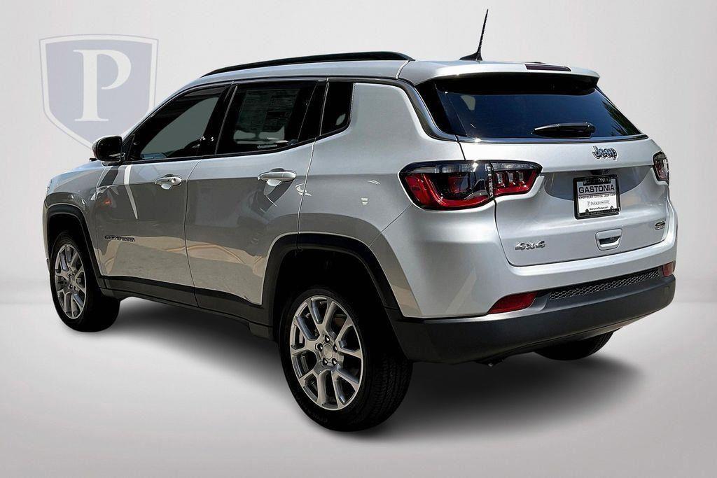 new 2024 Jeep Compass car, priced at $28,710