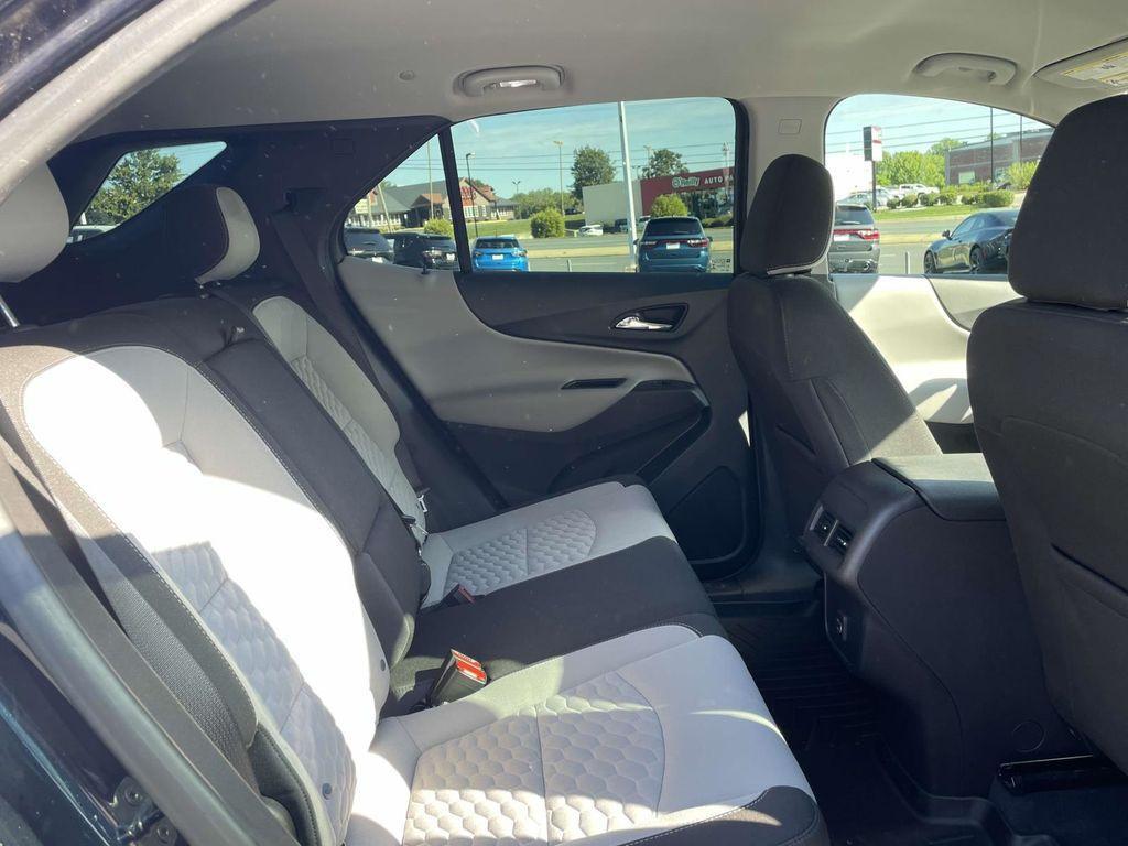 used 2021 Chevrolet Equinox car, priced at $17,000