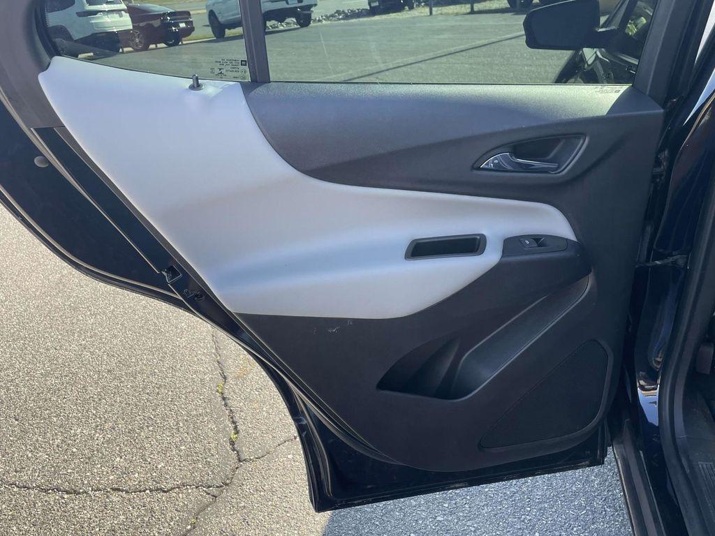 used 2021 Chevrolet Equinox car, priced at $17,000