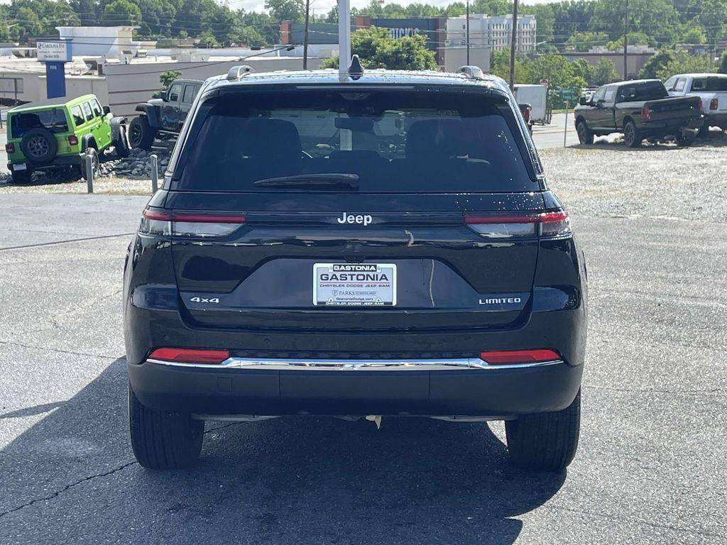 new 2025 Jeep Grand Cherokee car, priced at $46,816