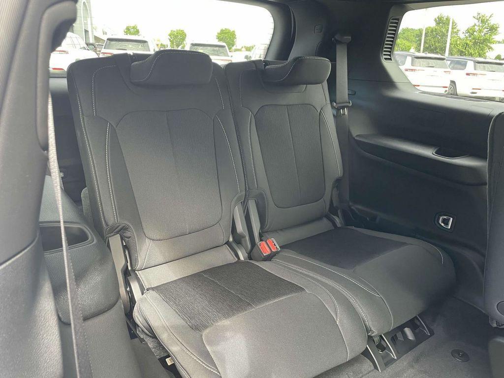 new 2025 Jeep Grand Cherokee L car, priced at $35,495