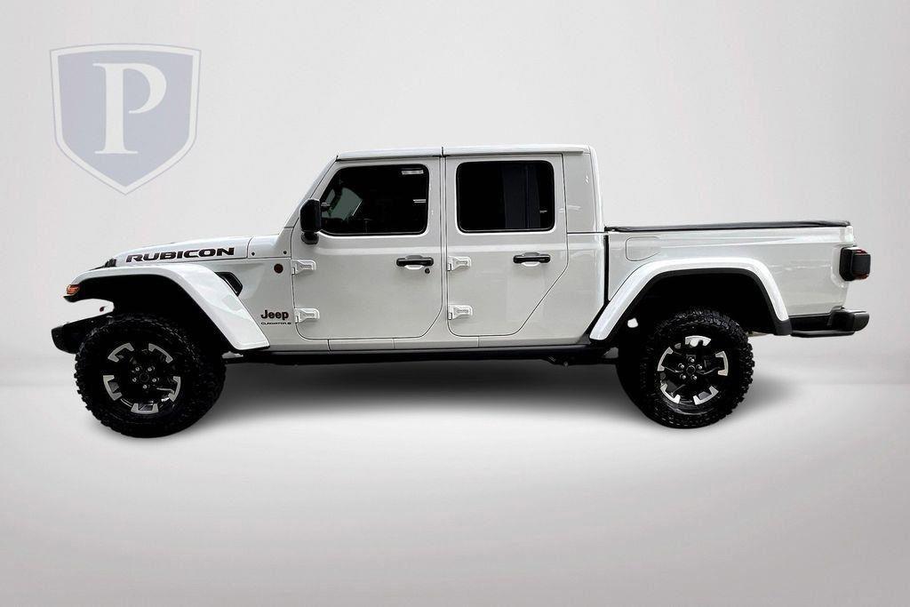 new 2024 Jeep Gladiator car, priced at $62,400