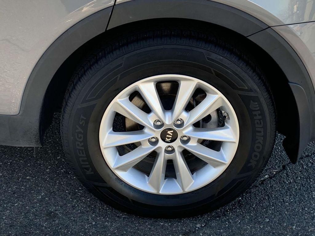 used 2019 Kia Sorento car, priced at $16,876