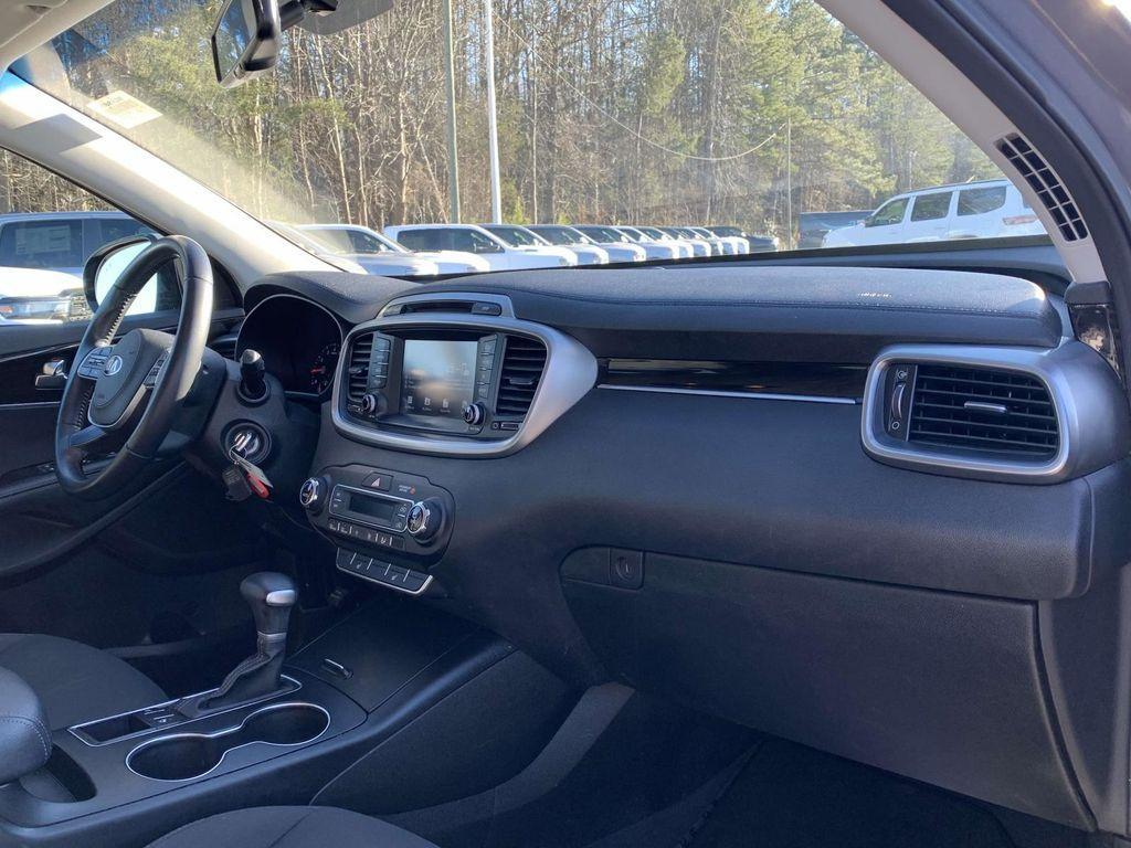 used 2019 Kia Sorento car, priced at $16,876