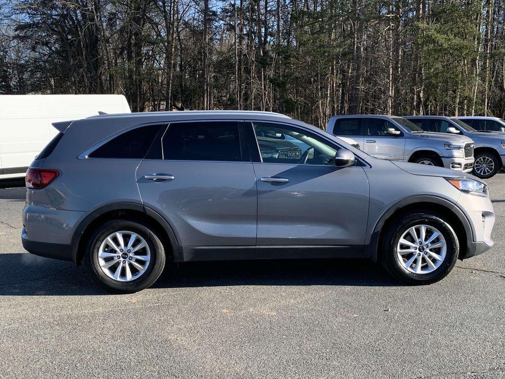 used 2019 Kia Sorento car, priced at $16,876