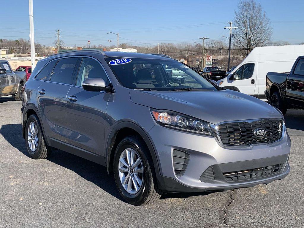 used 2019 Kia Sorento car, priced at $16,876