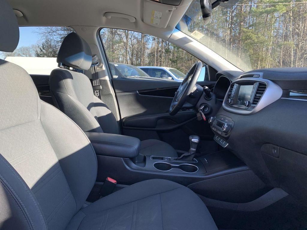 used 2019 Kia Sorento car, priced at $16,876