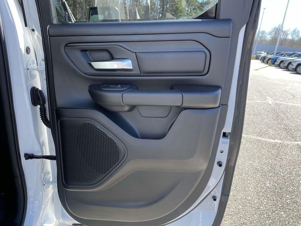 new 2025 Ram 1500 car