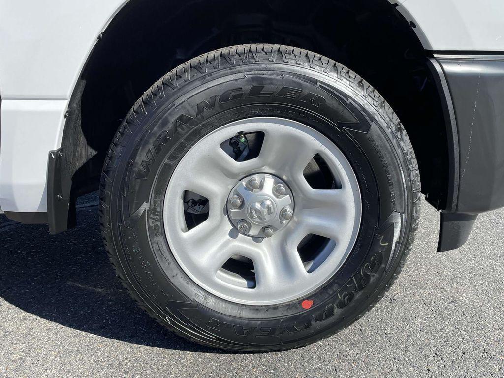 new 2025 Ram 1500 car