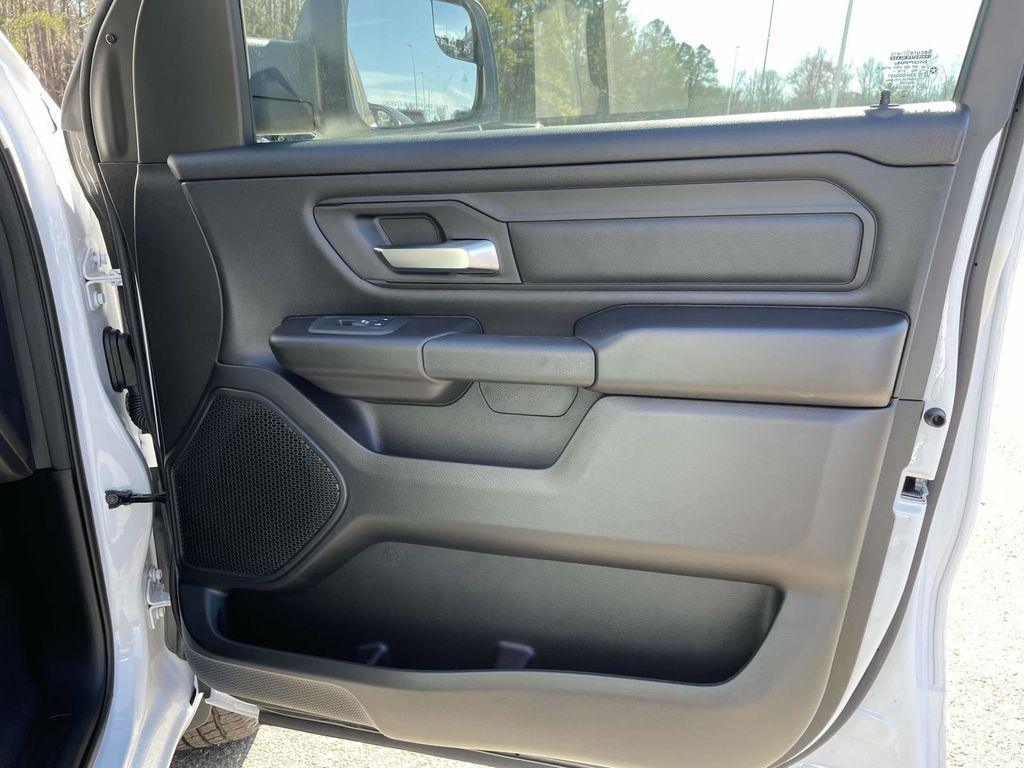 new 2025 Ram 1500 car