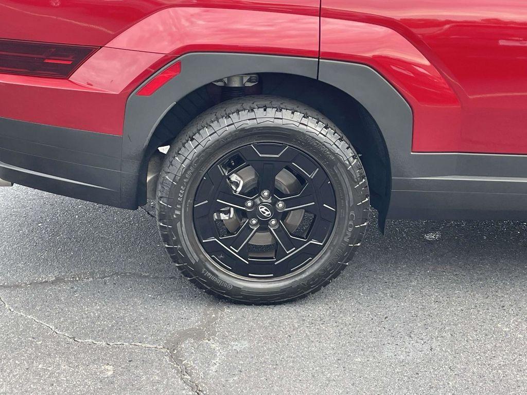 used 2025 Hyundai Santa Fe car, priced at $34,500