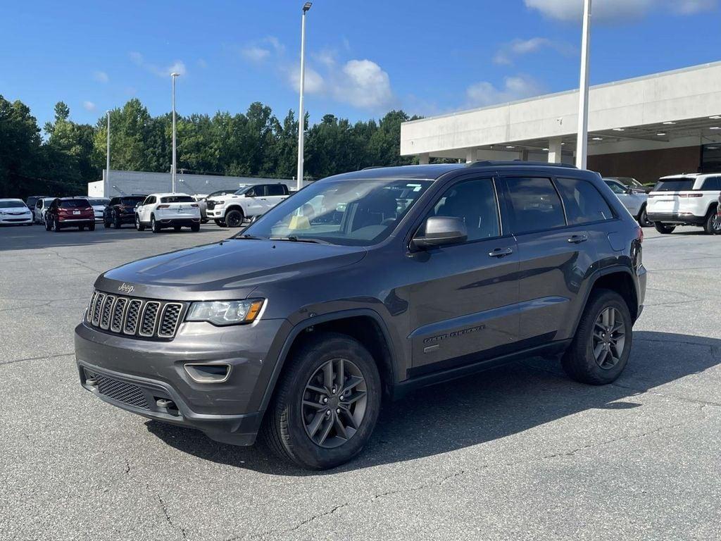 used 2016 Jeep Grand Cherokee car, priced at $14,469