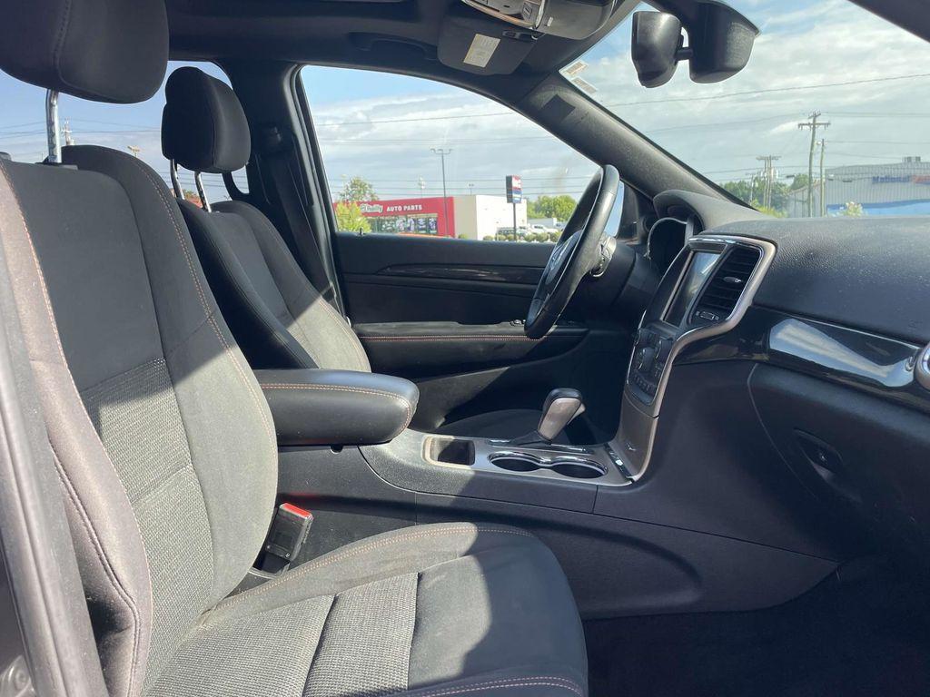 used 2016 Jeep Grand Cherokee car, priced at $14,469