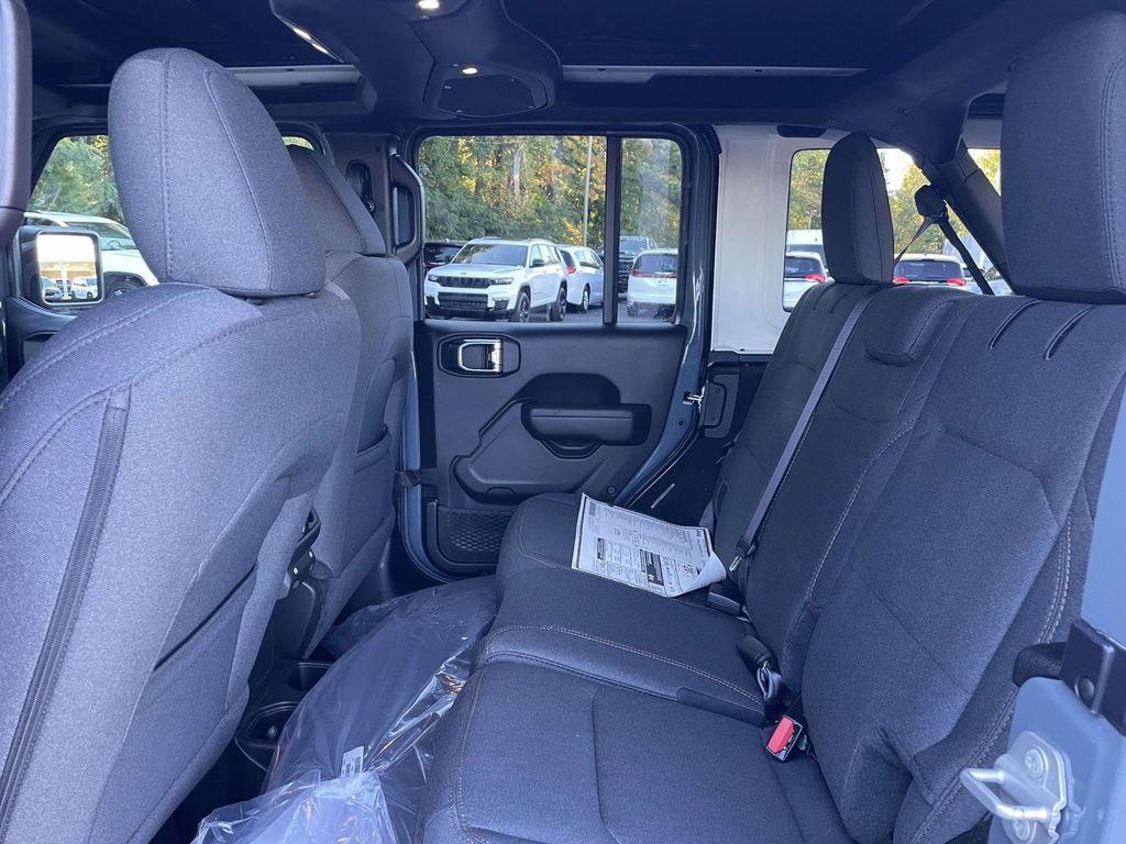 new 2026 Jeep Wrangler car, priced at $48,625