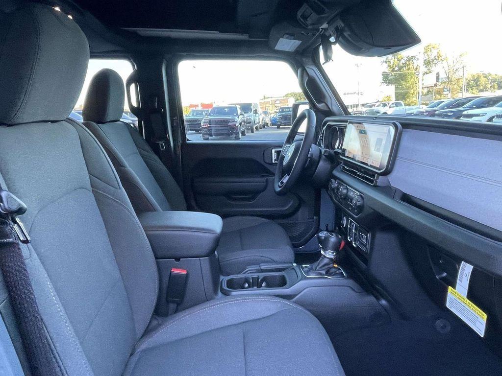 new 2026 Jeep Wrangler car, priced at $48,625