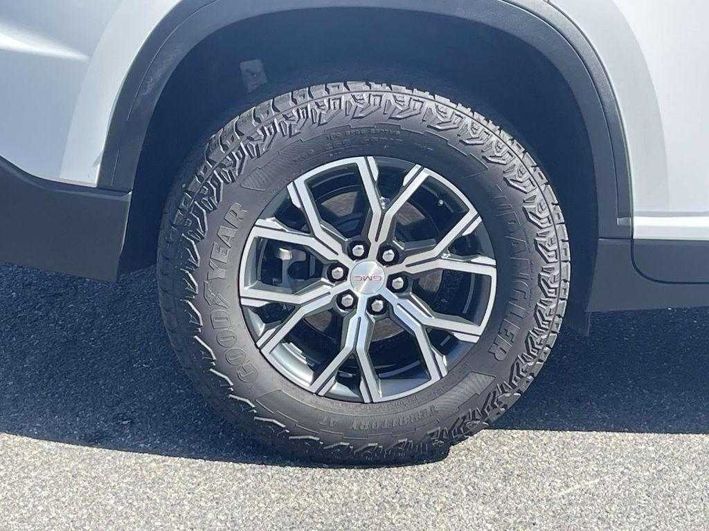 used 2024 GMC Acadia car, priced at $48,000