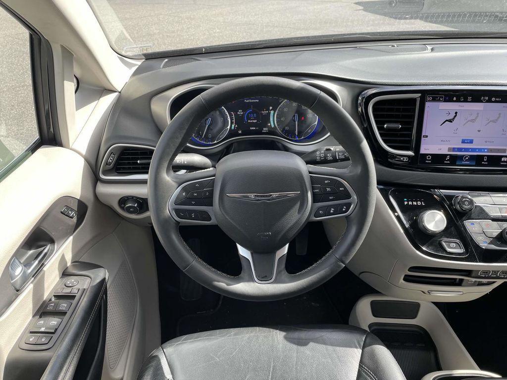 used 2022 Chrysler Pacifica car, priced at $21,999