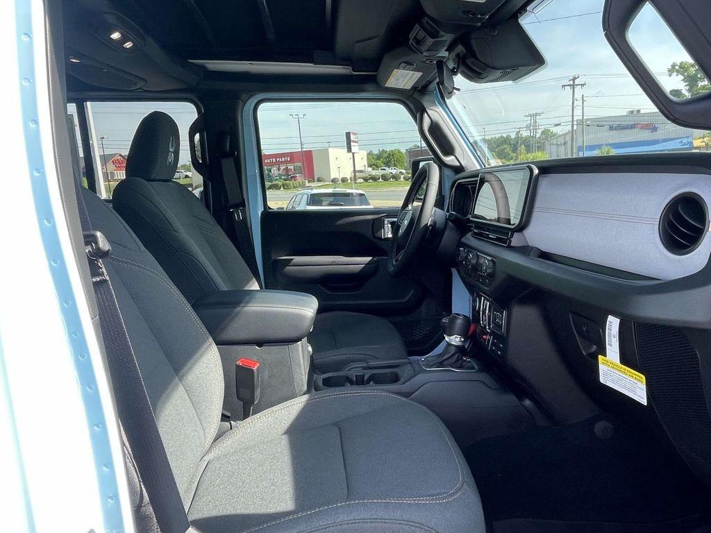 new 2025 Jeep Wrangler car, priced at $81,495