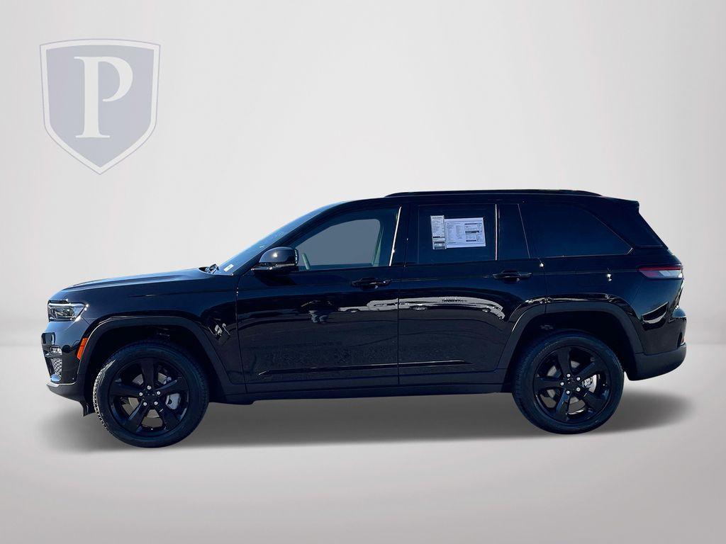 new 2025 Jeep Grand Cherokee car, priced at $49,210