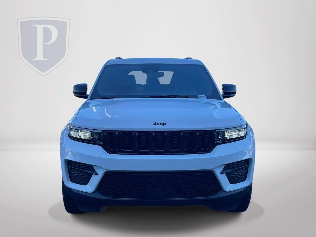 used 2024 Jeep Grand Cherokee car, priced at $30,500