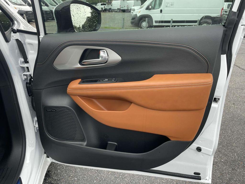 new 2026 Chrysler Pacifica car, priced at $51,000