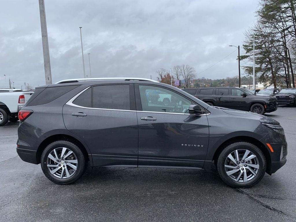 used 2022 Chevrolet Equinox car, priced at $26,310