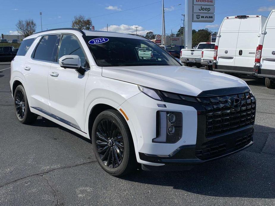 used 2024 Hyundai Palisade car, priced at $45,132