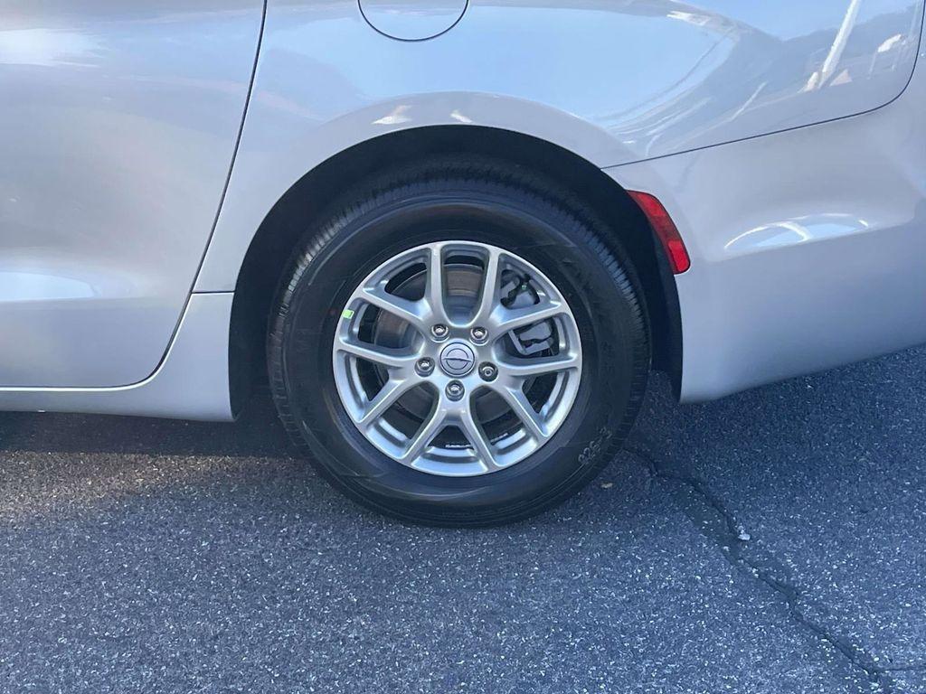 new 2026 Chrysler Pacifica car, priced at $43,640