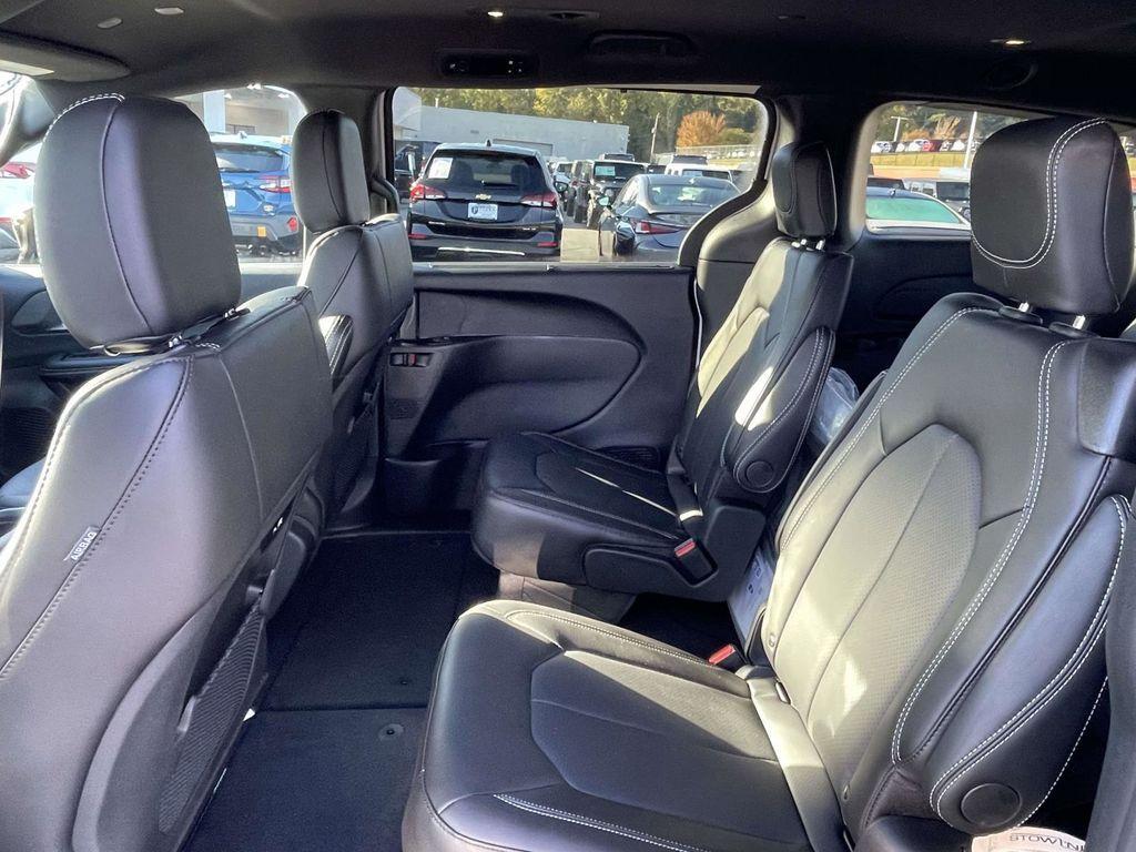 new 2026 Chrysler Pacifica car, priced at $43,640