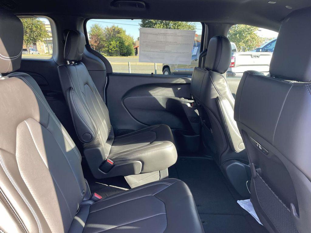 new 2026 Chrysler Pacifica car, priced at $43,640